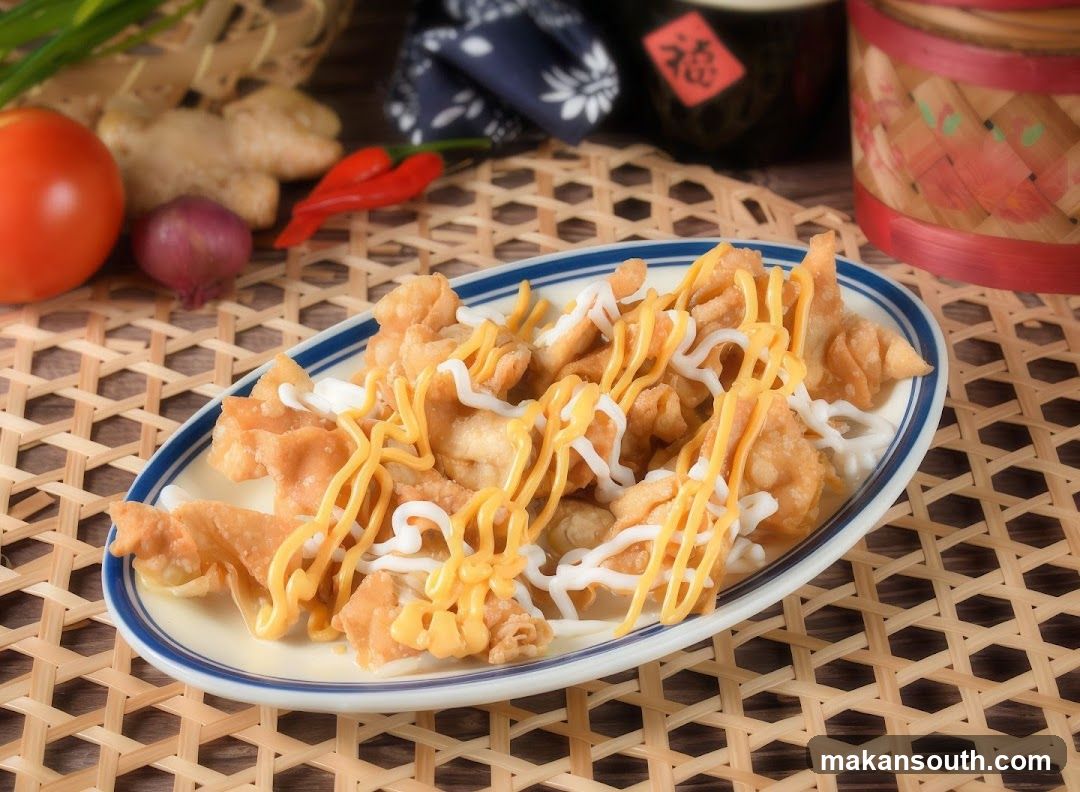 Fried Wontons with Sauce