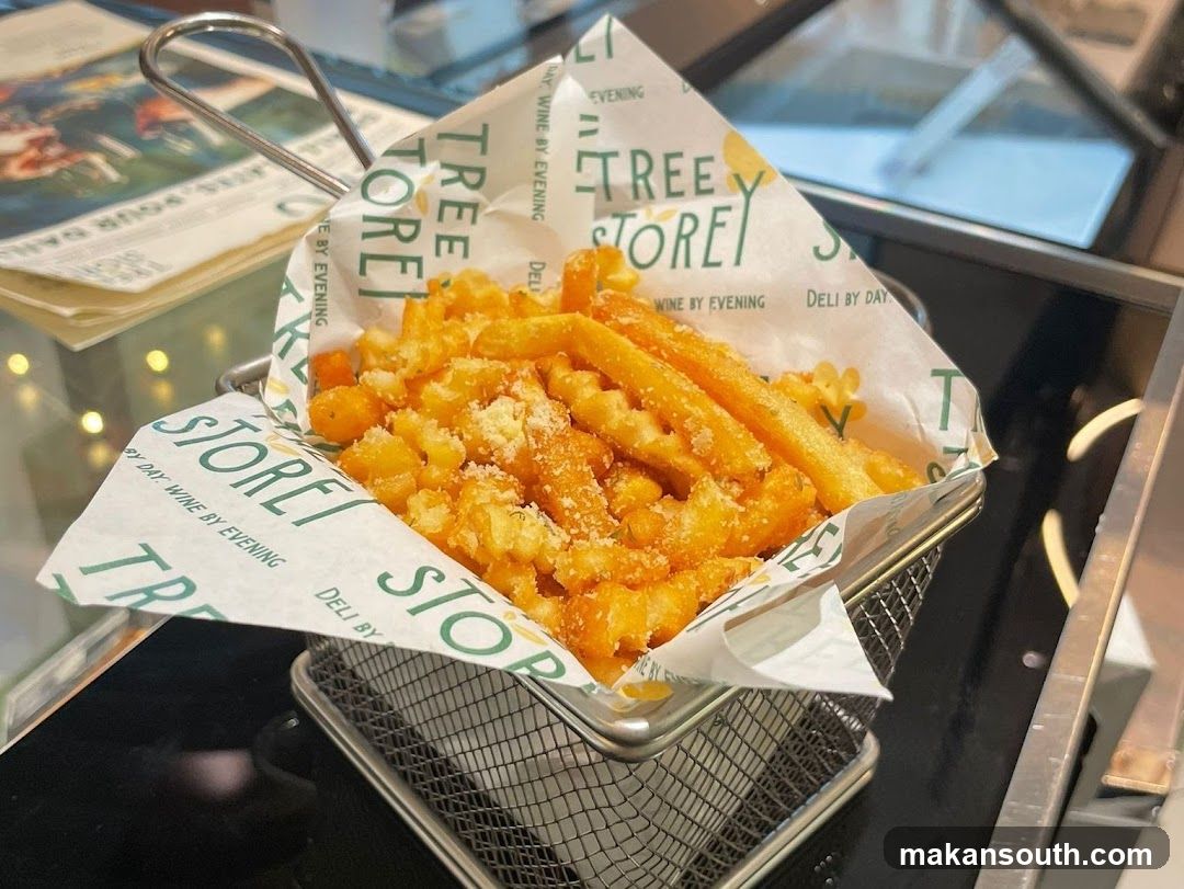 Fries in basket