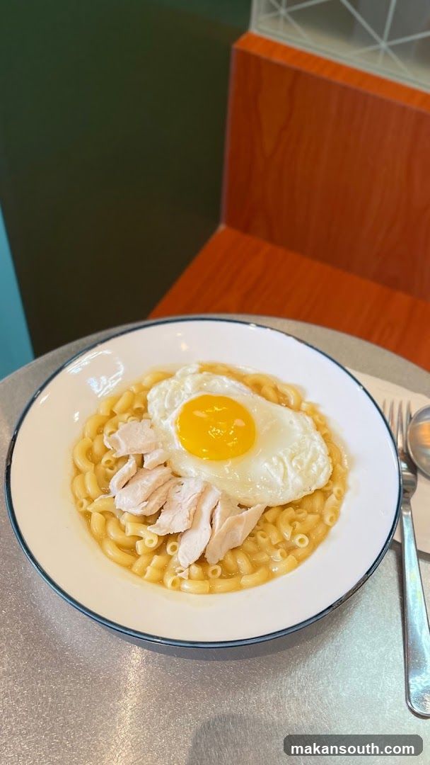 Pasta with Egg and Chicken