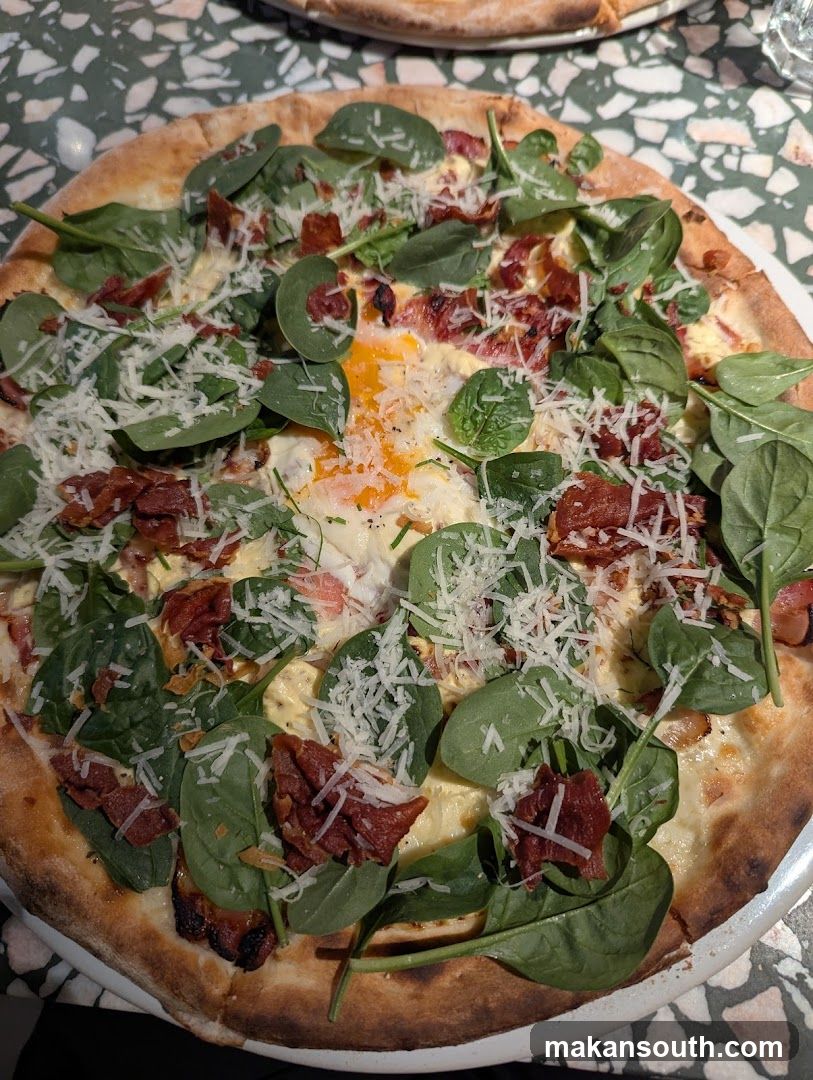 Spinach and Prosciutto Pizza