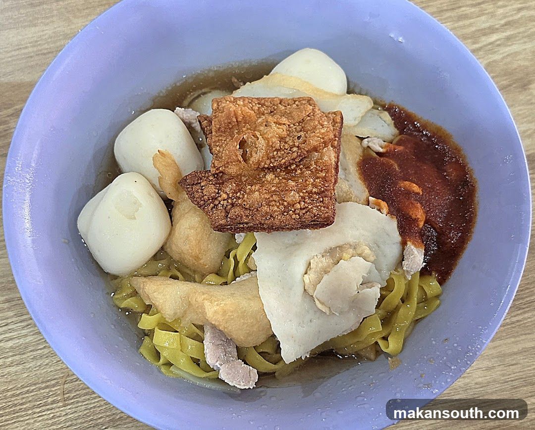 Noodles with Toppings