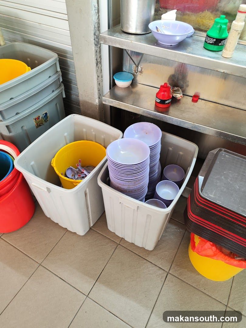 Kitchenware and Condiments