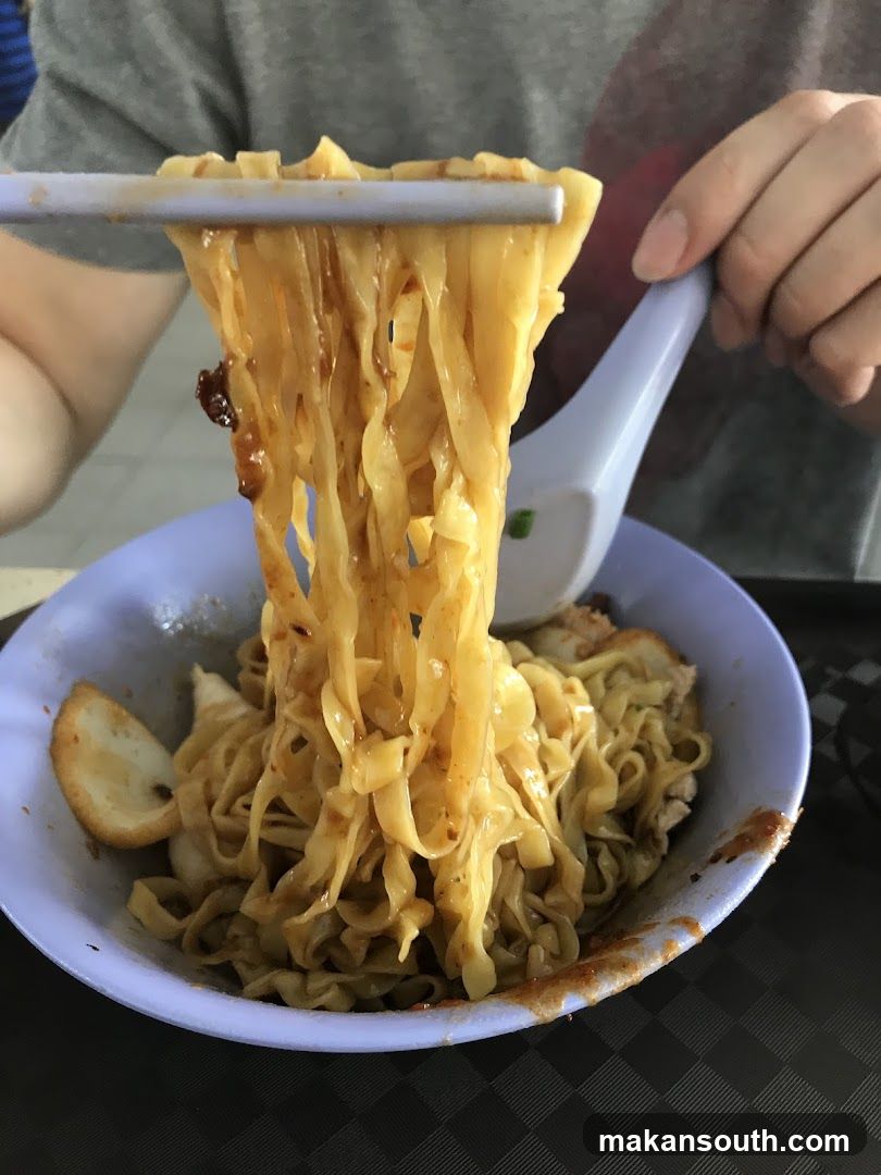 Noodles with Fish Cake