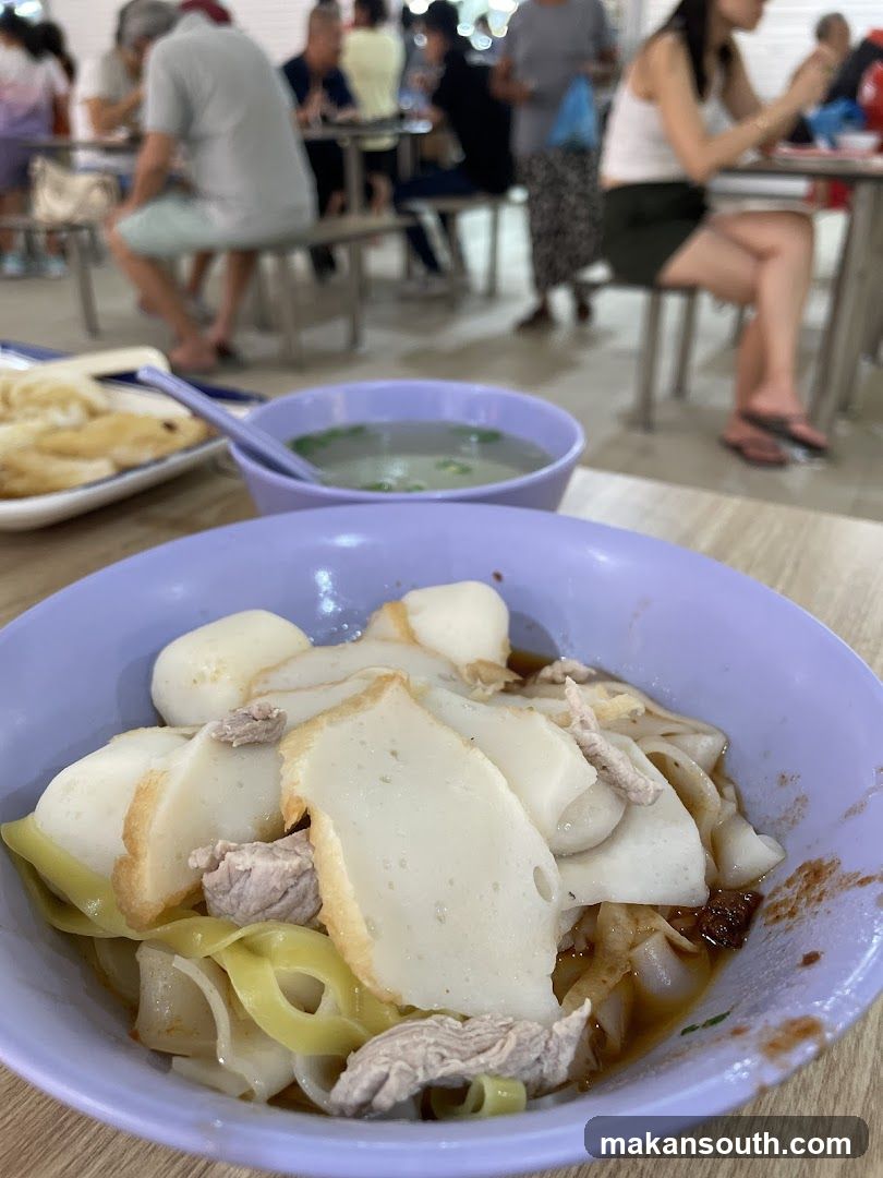 Noodles with Fish Cake and Sliced Pork
