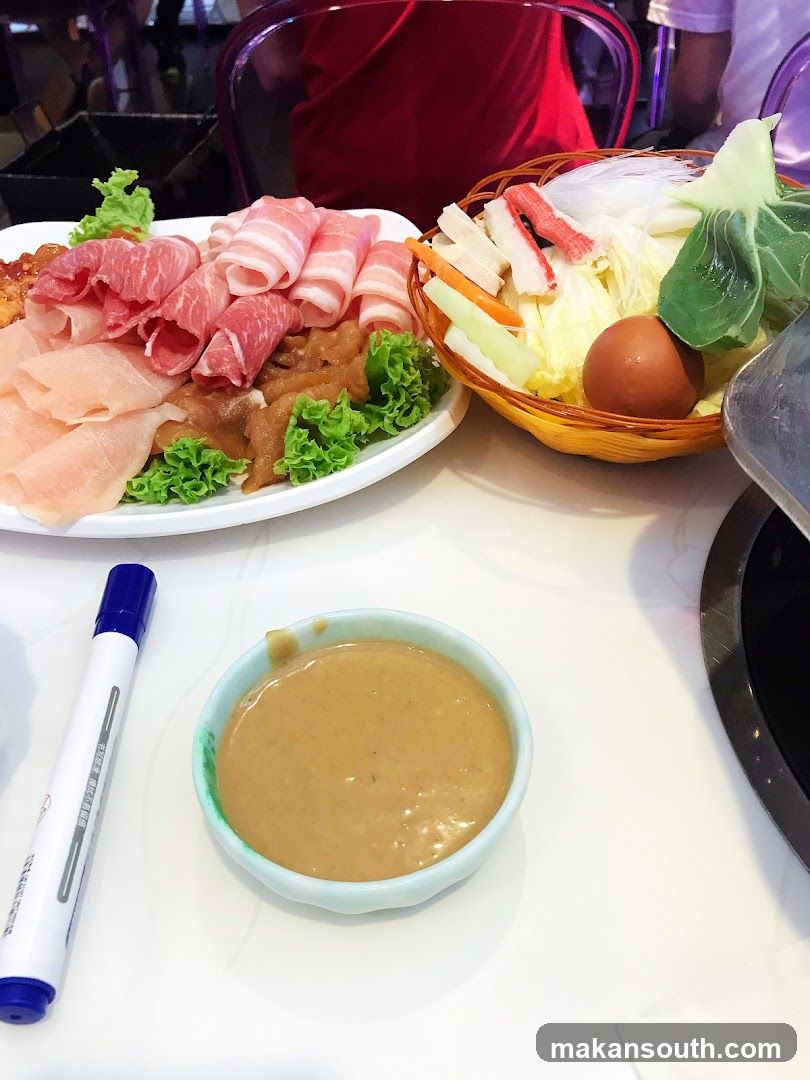 Shi Li Fang Hot Pot