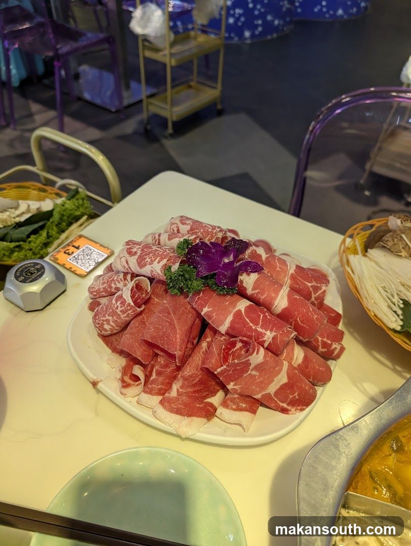 Shi Li Fang Hot Pot