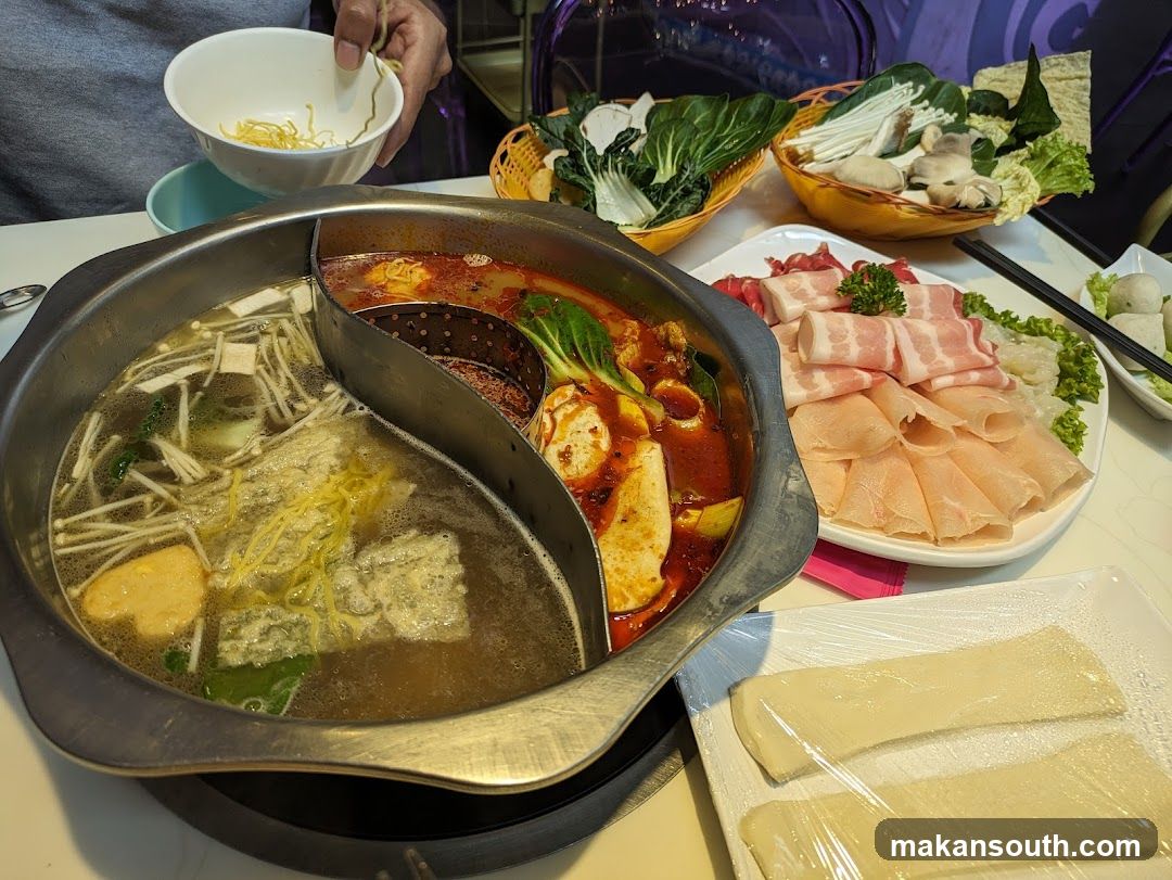 Shi Li Fang Hot Pot