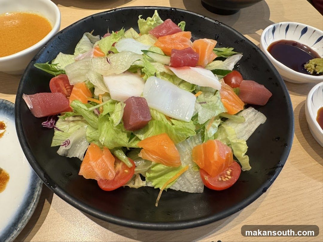 Salad Bowl with Sashimi