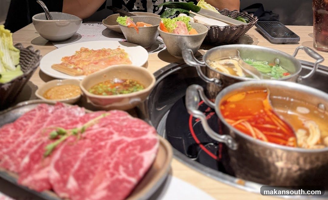 Uncle Fong Hotpot Restaurant 方叔叔重庆老火锅