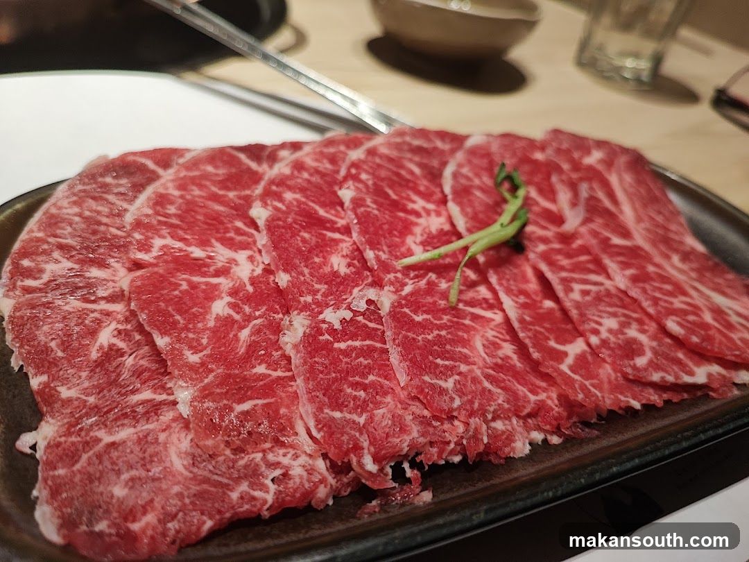 Uncle Fong Hotpot Restaurant 方叔叔重庆老火锅