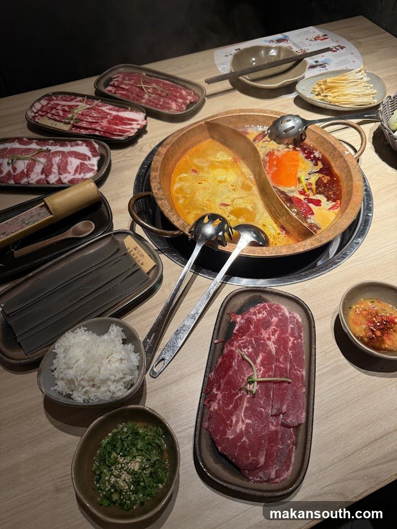 Uncle Fong Hotpot Restaurant 方叔叔重庆老火锅