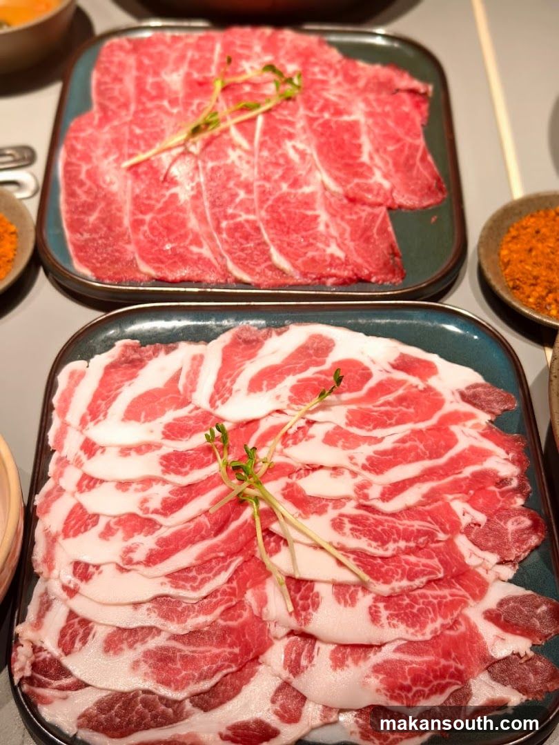 Uncle Fong Hotpot Restaurant 方叔叔重庆老火锅