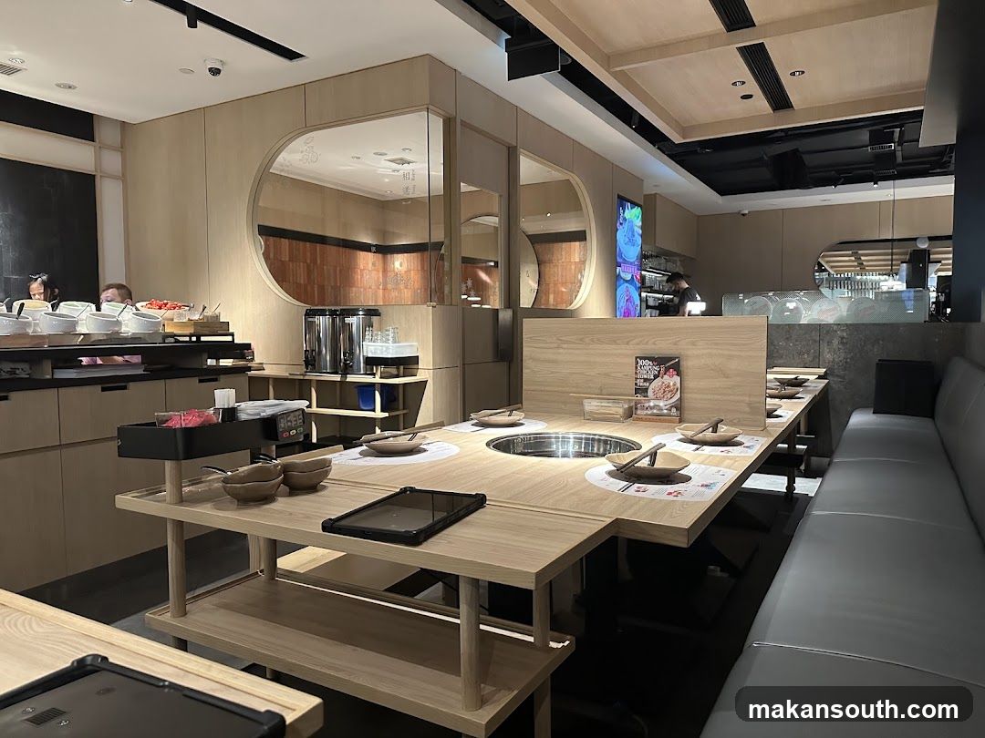 Uncle Fong Hotpot Restaurant 方叔叔重庆老火锅