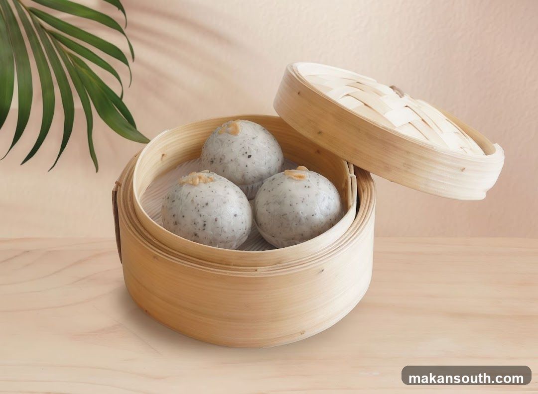 Steamed Buns in Bamboo Basket