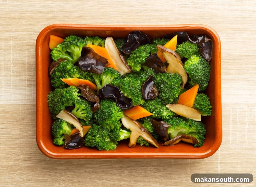 Broccoli Stir Fry with Mushrooms and Carrots