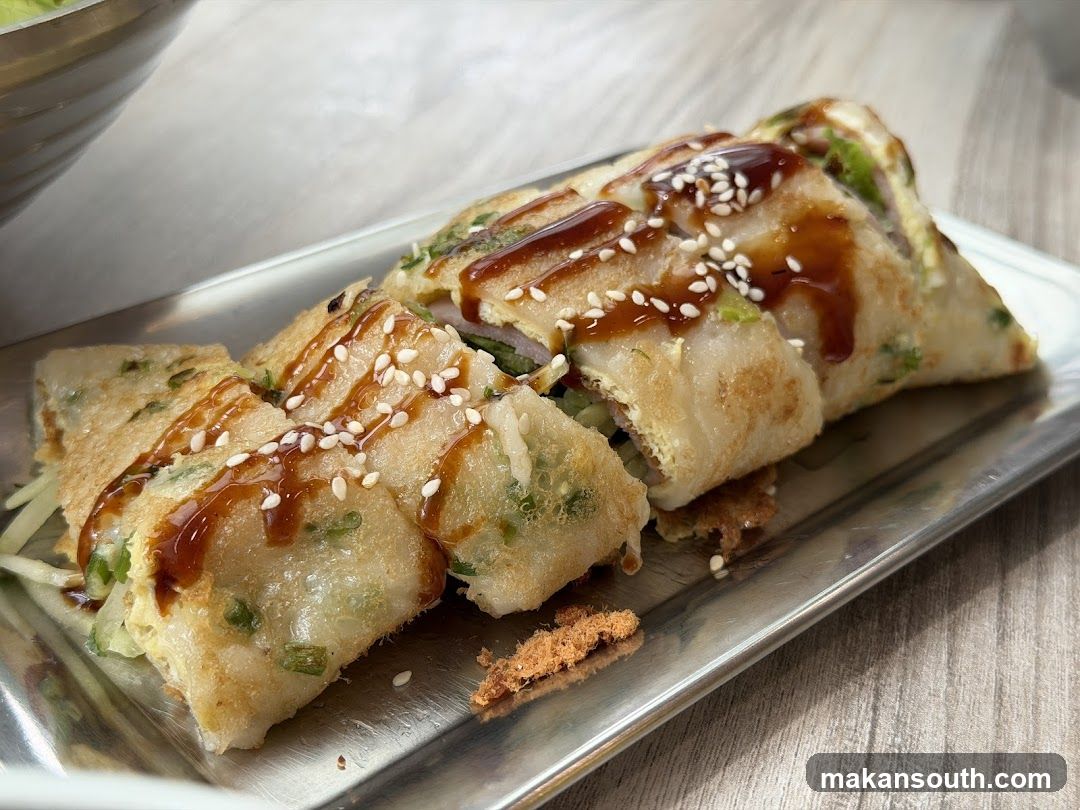 Crispy Pancakes with Sesame and Sauce