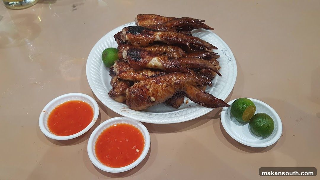 Grilled Chicken Wings with Salsa and Lime