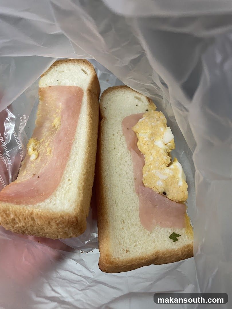 Sandwich in plastic bag