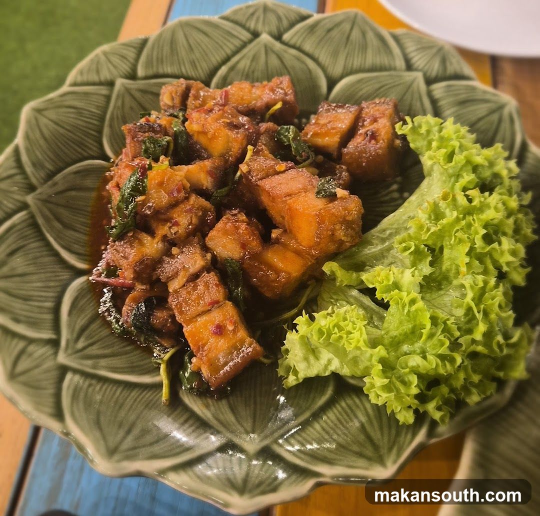 Stir-fried Pork with Lettuce