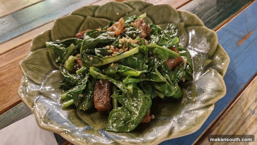 Stir-fried Greens with Meat