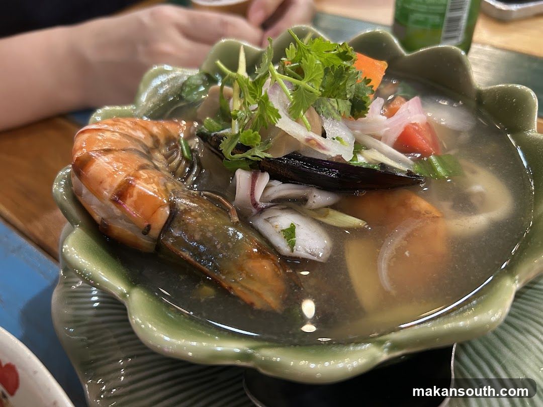 Seafood Soup with Shrimp and Mussels