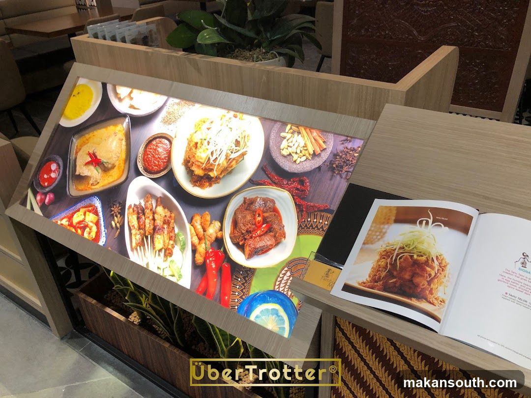 Food Display and Menu