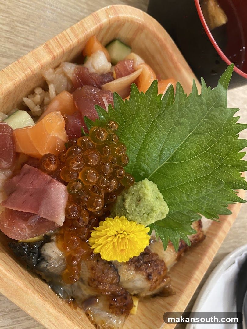 Sashimi Bowl with Salmon and Tuna