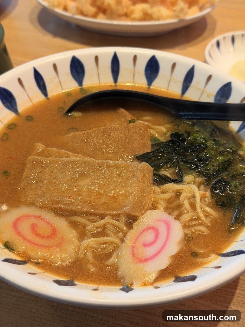 Ramen Bowl with Tofu and Noodles