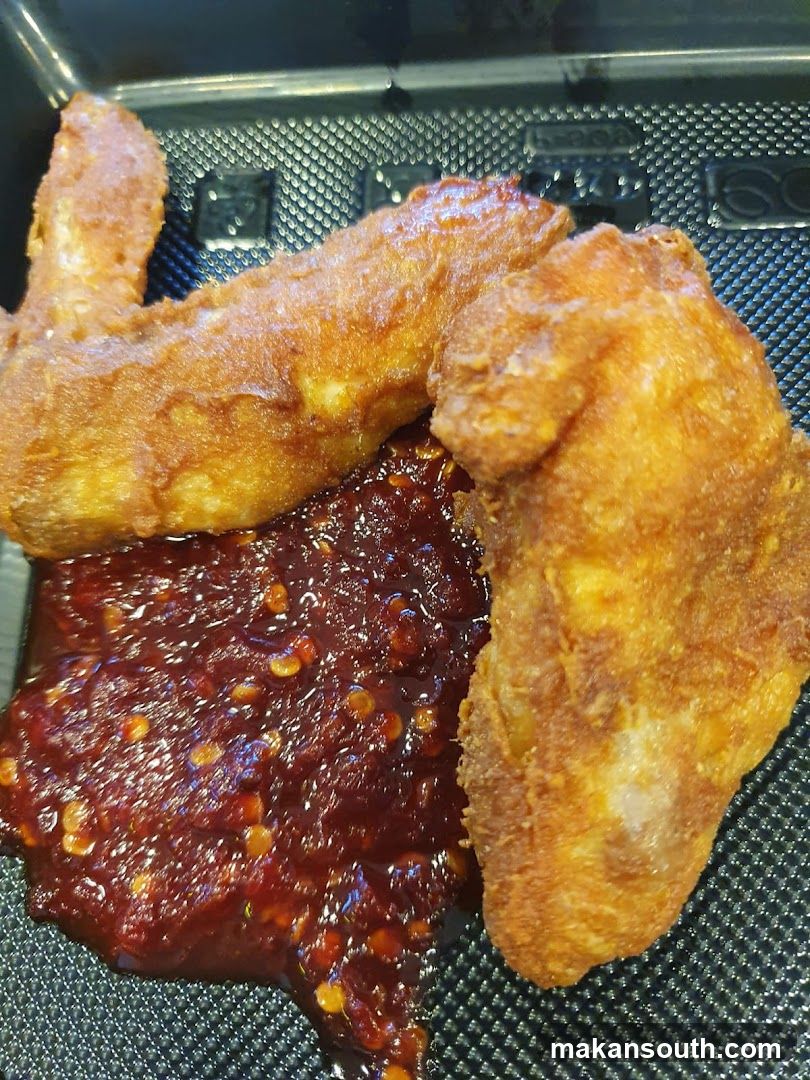 Fried Chicken with Chili Sauce