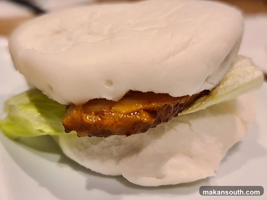 Bun with Fried Chicken and Lettuce