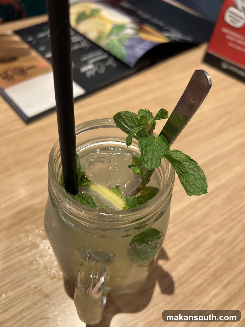 Mint Lemonade in Mason Jar