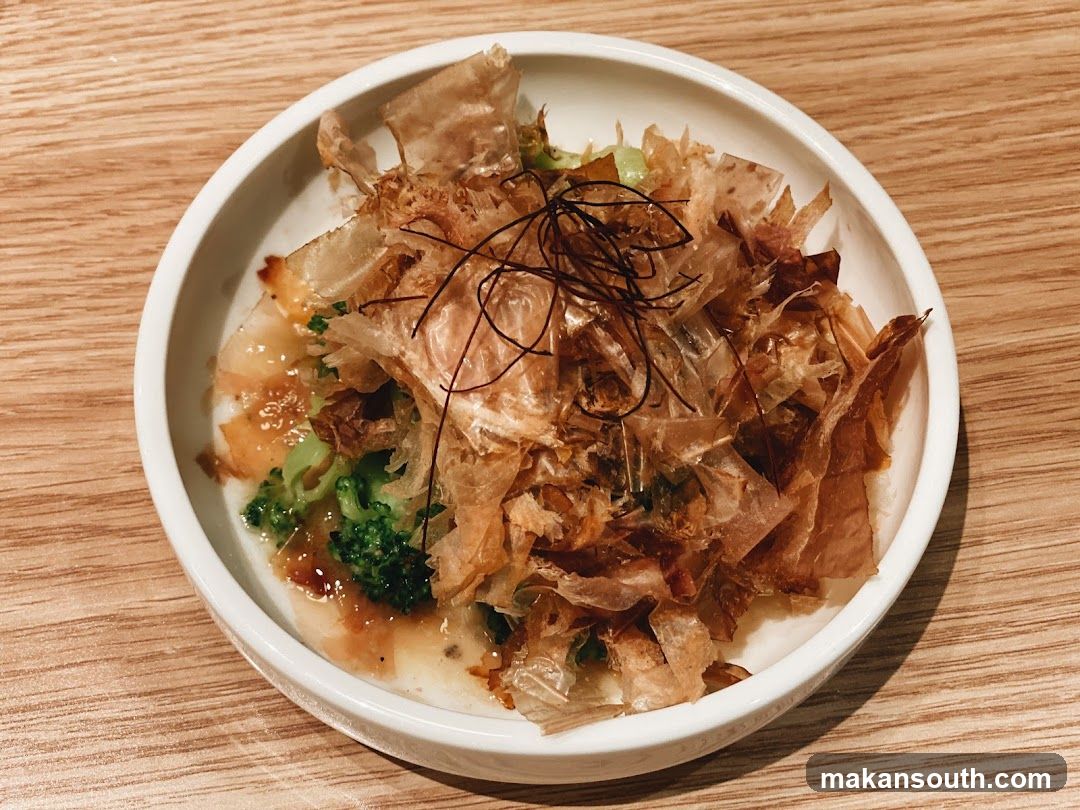 Bowl of food with crispy topping
