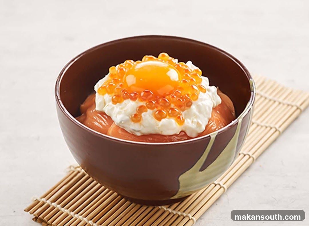Salmon Bowl with Caviar and Cream
