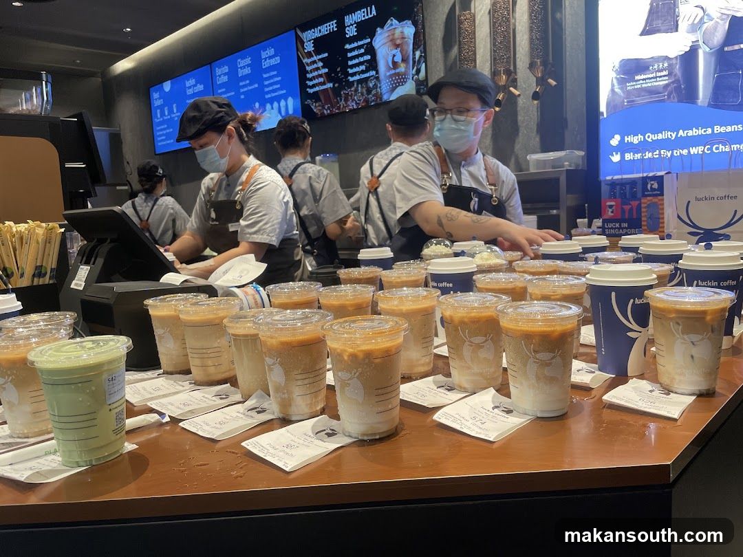 Luckin Coffee Counter