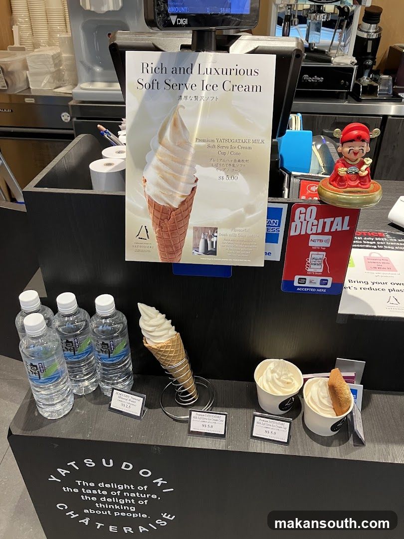 Yatsudoki Chateraise Ice Cream Display