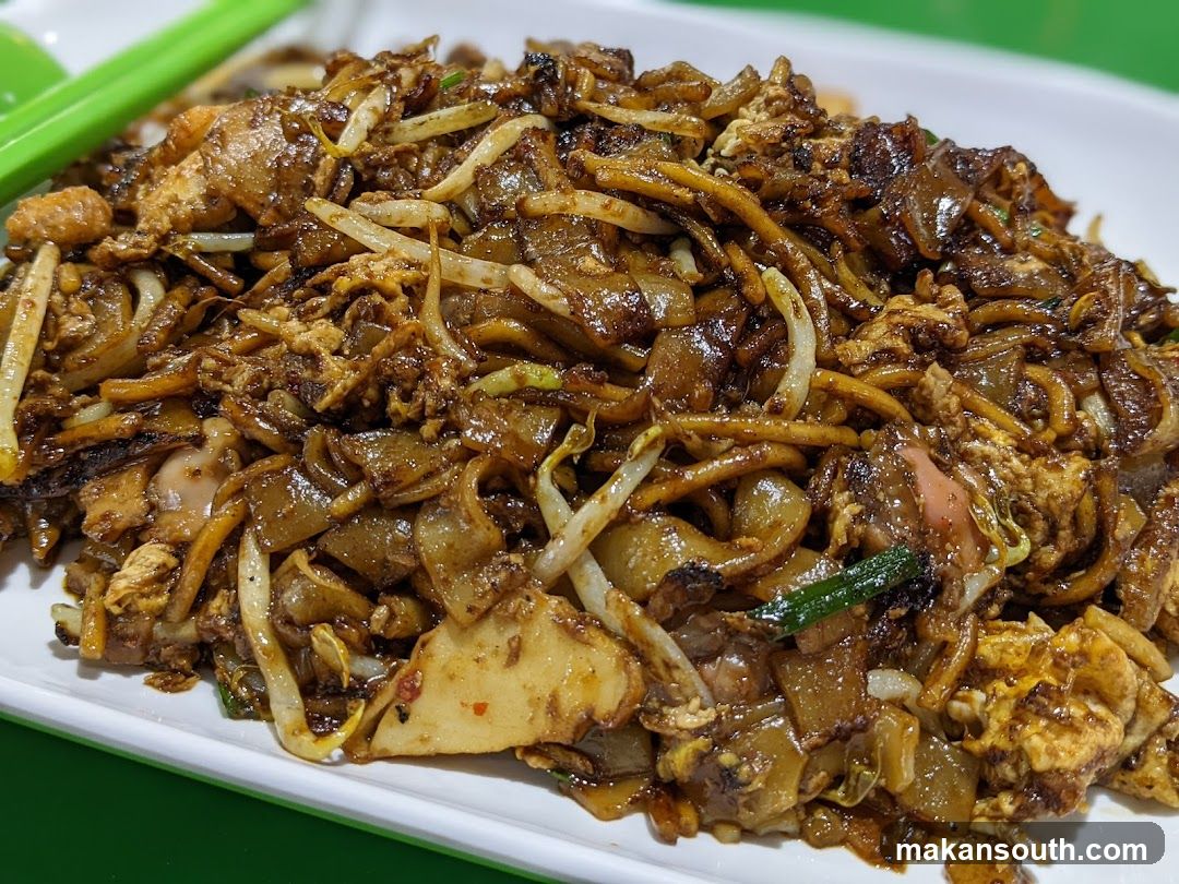 Fried Noodles with Toppings
