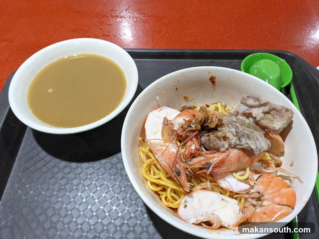 Noodle Dish with Shrimp and Meatballs