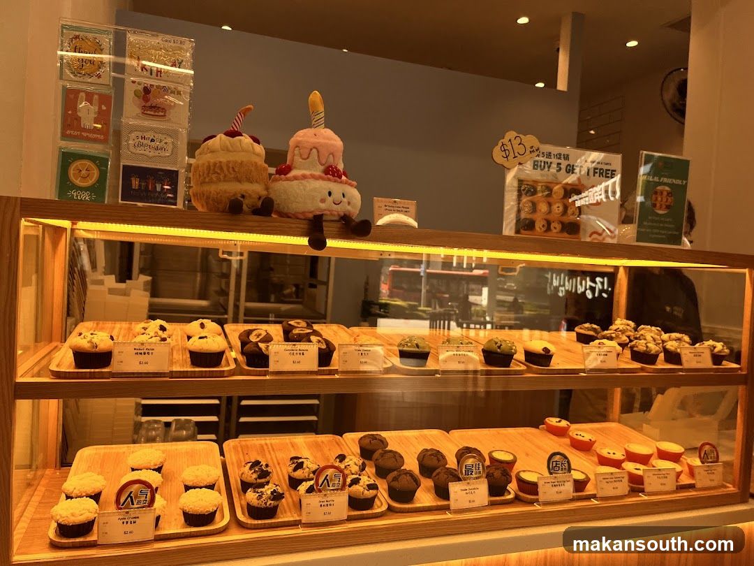 Cupcake Display Case