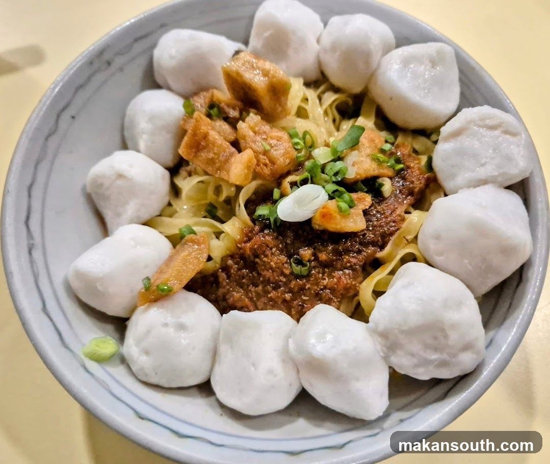 Noodle Bowl with Fish Balls and Minced Meat Sauce