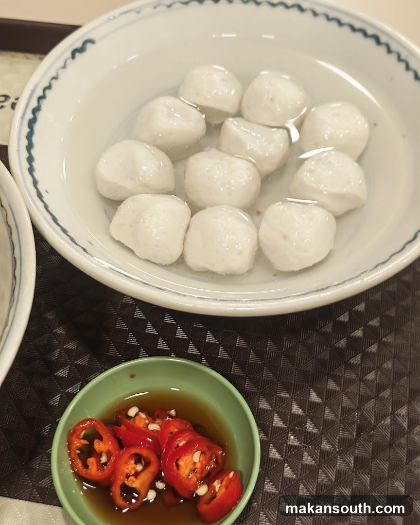 Fish Balls with Chili Sauce