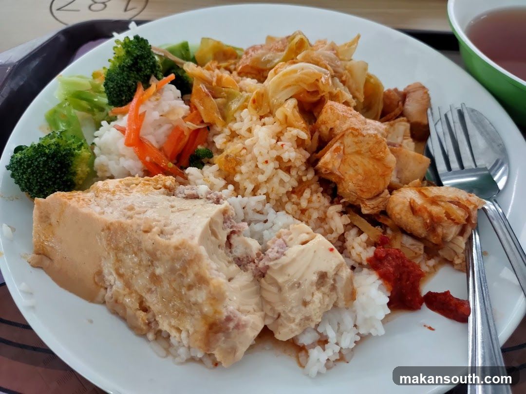 Rice Plate with Tofu and Broccoli