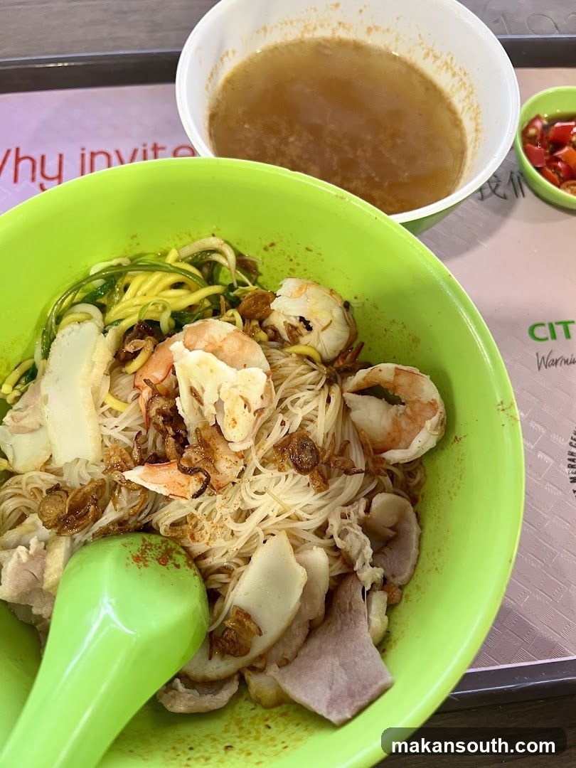 Noodle Dish with Shrimp and Broth