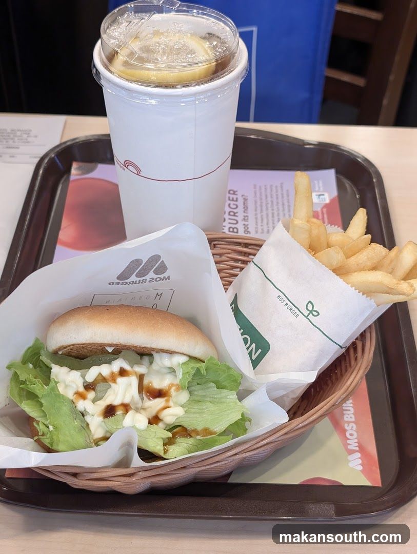 Mos Burger Interior