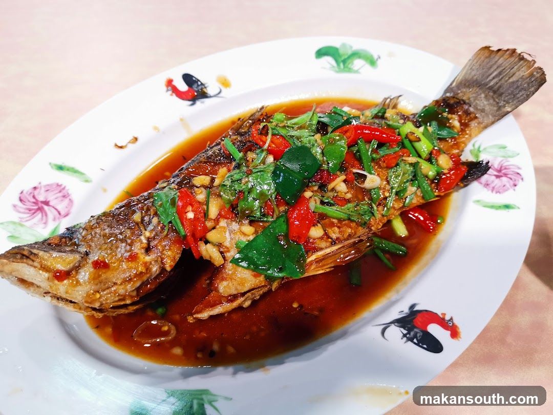 Stir-fried Fish with Chili and Green Onions