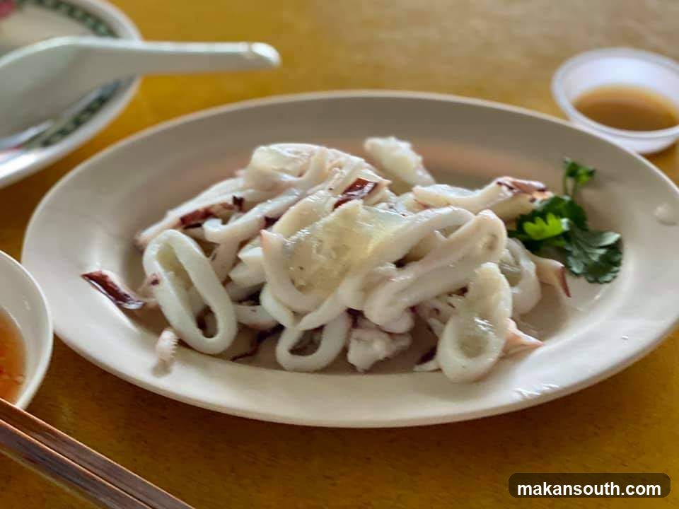 Sliced Squid Dish