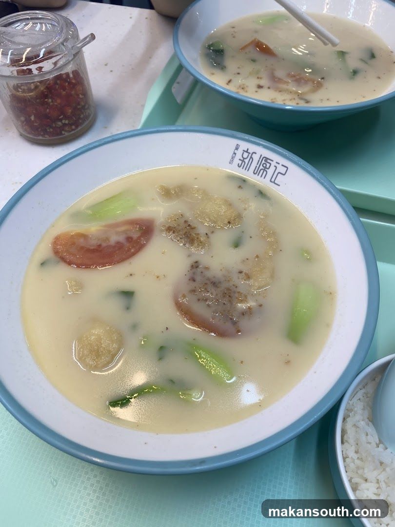 Tomato Egg Soup with Rice