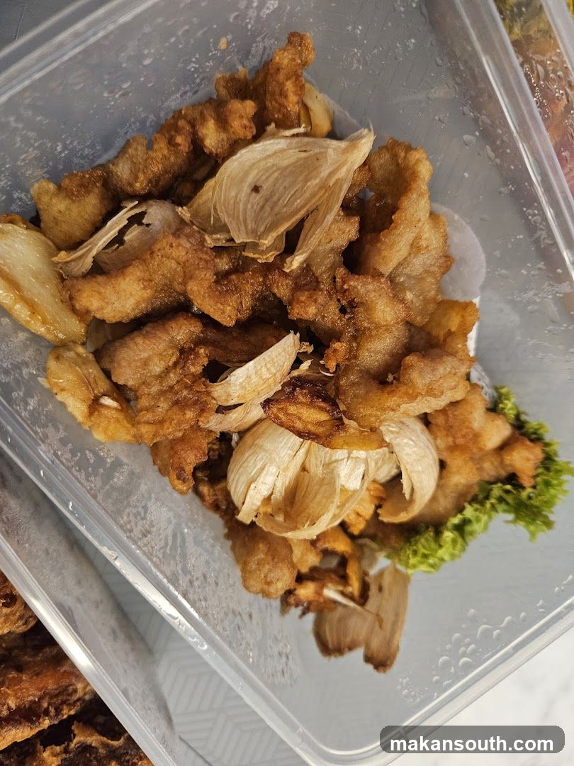 Fried Pork with Garlic
