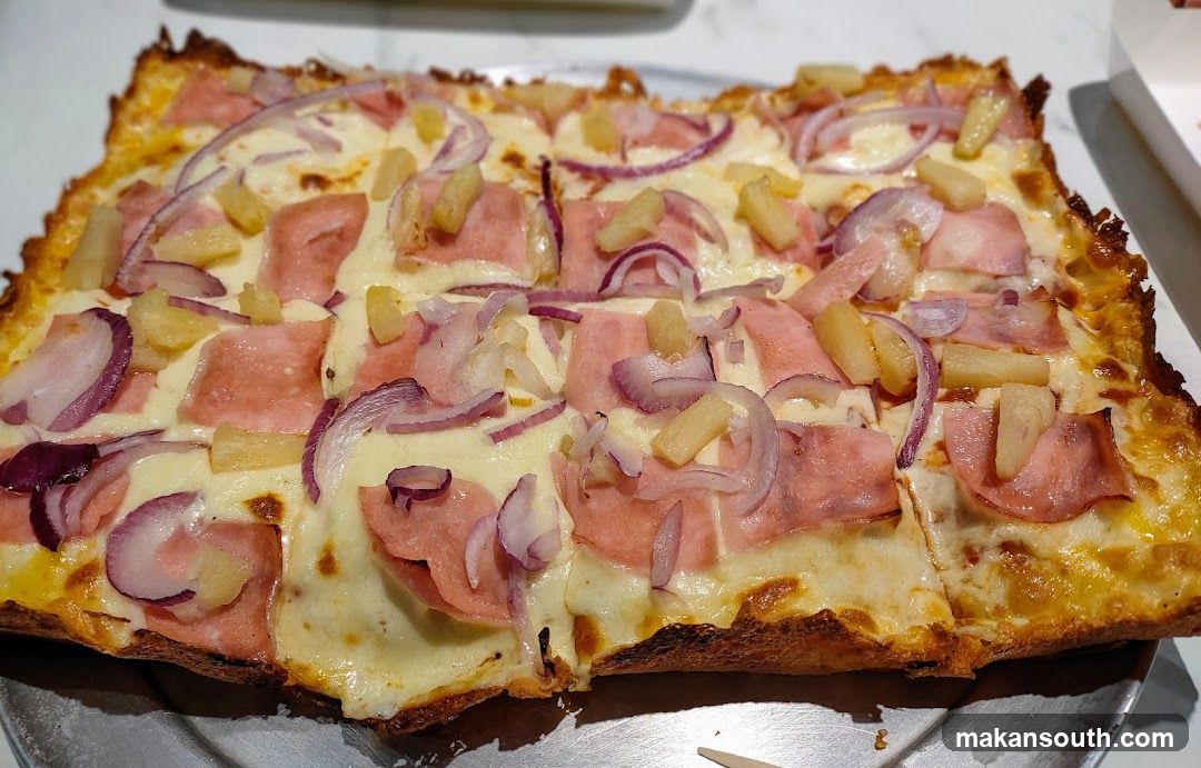 John's Pizzeria & Bakery