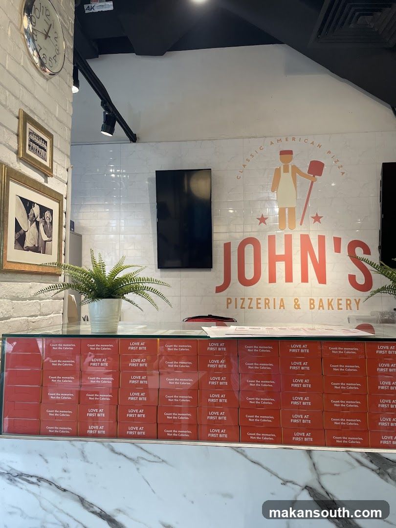 John's Pizzeria & Bakery
