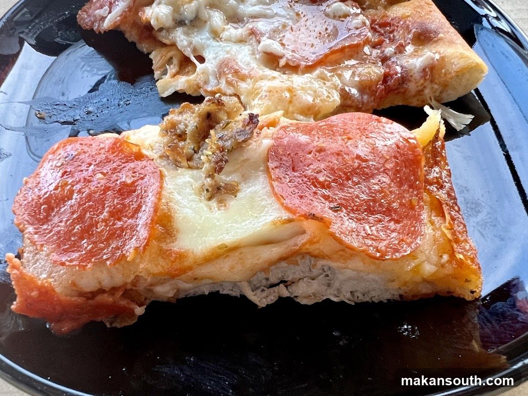 John's Pizzeria & Bakery